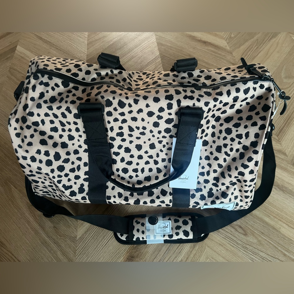 NWT Herschel Supply Company  savanna spots Travel/overnight Bag